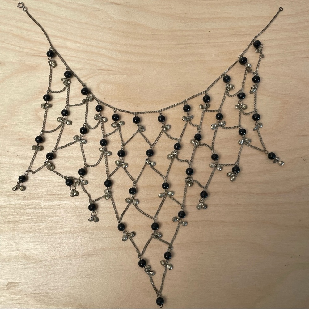 Vintage bib necklace black beads